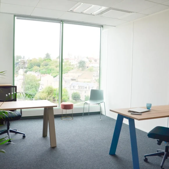 Bureau privé 14 m² 3 postes Location bureau Boulevard du Grand Cerf Poitiers 86000 - photo 1