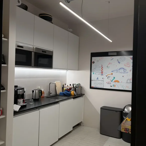 Bureau privé 35 m² 8 postes Coworking Rue d'Uzès Paris 75002 - photo 7