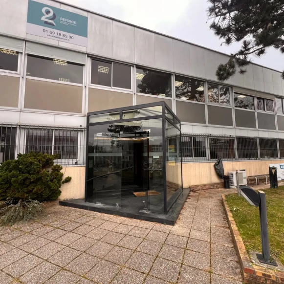 Bureau privé 13 m² 1 poste Location bureau Avenue d'Amazonie Les Ulis 91940 - photo 6