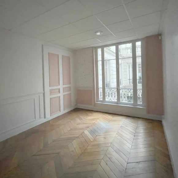 Espace indépendant 147 m² 24 postes Location bureau Rue de Châteaudun Paris 75009 - photo 5