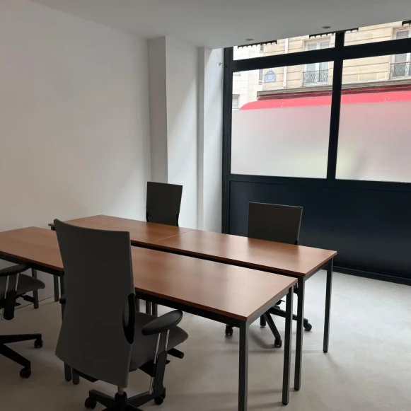 Bureau privé 55 m² 6 postes Location bureau Rue des Boulets Paris 75011 - photo 1