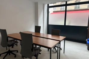 Open Space - 75011 - 6 postes - 400€