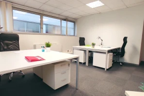 Bureau privé - 31300 - 4 postes - 925€