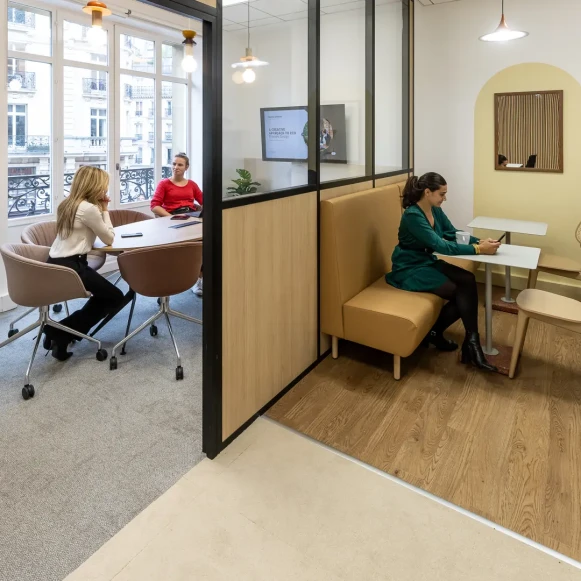 Espace indépendant 173 m² 31 postes Coworking Rue Montmartre Paris 75002 - photo 6