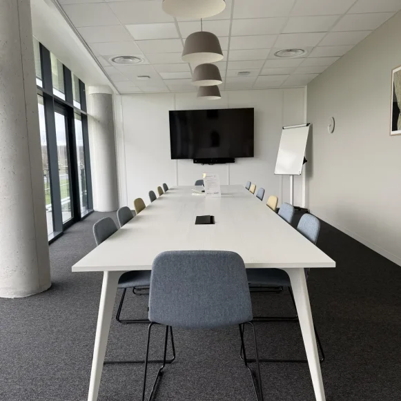 Bureau privé 8 m² 2 postes Coworking Avenue François Pignier Bourg-en-Bresse 01000 - photo 5