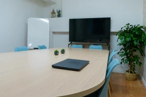 Bureau privé - 75012 - 8 postes - 2400€