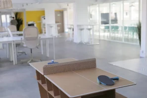 Open Space - 94400 - 120 postes - 349€