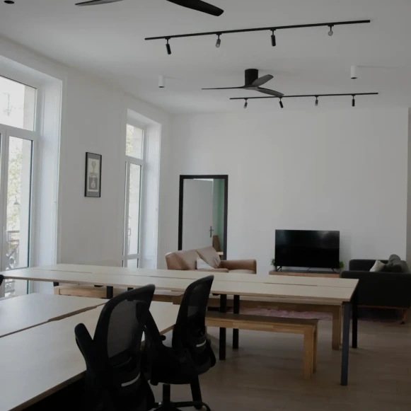 Espace indépendant 100 m² 18 postes Location bureau Boulevard Saint Denis Paris 75002 - photo 5