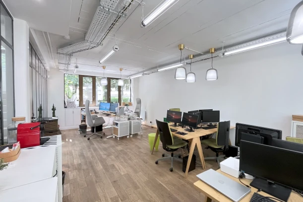 Espace indépendant - 94300 - 7 postes - 1990€