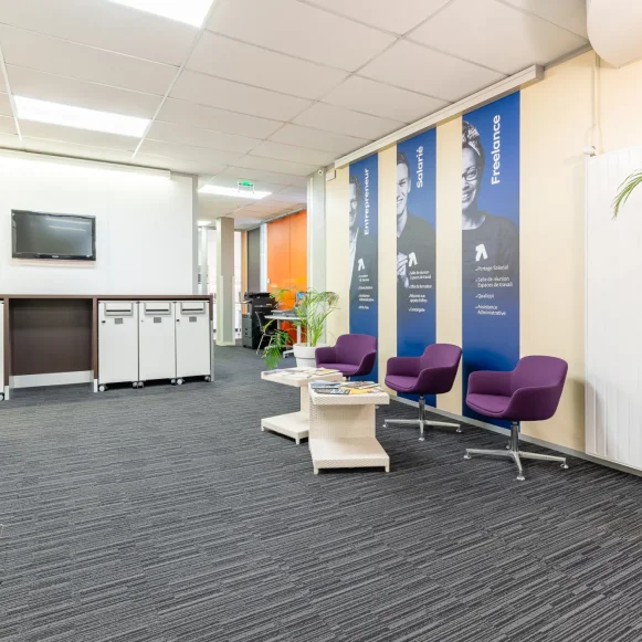 Bureau privé 8 m² 1 poste Coworking Rue du Guesclin Nantes 44000 - photo 10