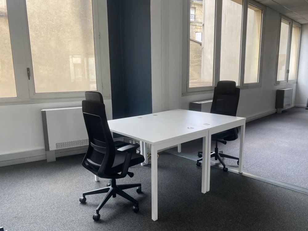 Espace indépendant - 33000 - 25 postes - 5700€