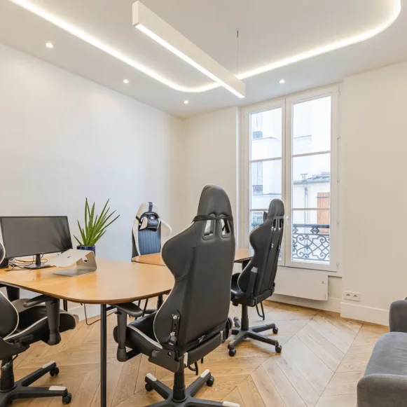 Espace indépendant 95 m² 16 postes Location bureau Rue d'Amsterdam Paris 75009 - photo 6