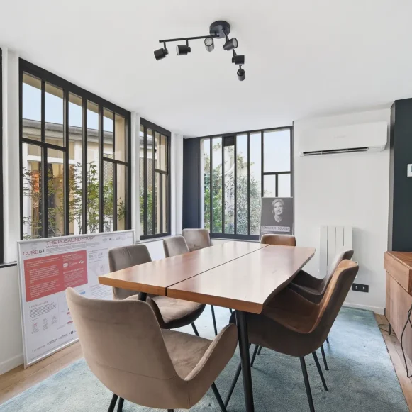 Bureau privé 50 m² 10 postes Location bureau Rue des Archives Paris 75003 - photo 5