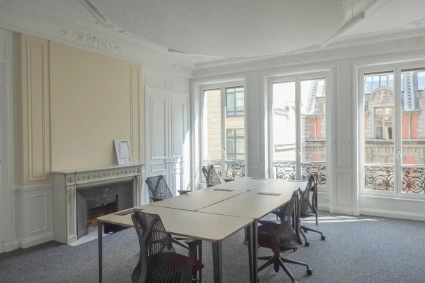 Bureau privé - 75009 - 25 postes - 19900€