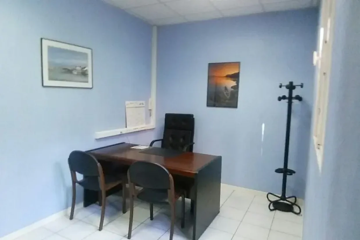 Bureau privé - 92600 - 1 poste - 520€