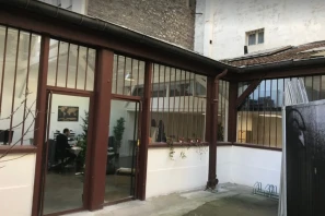 Open Space - 75004 - 1 poste - 390€