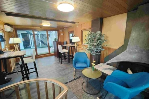 Espace indépendant - 92210 - 12 postes - 4500€