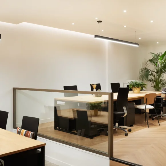 Espace indépendant 300 m² 52 postes Location bureau Rue Pergolèse Paris 75016 - photo 6