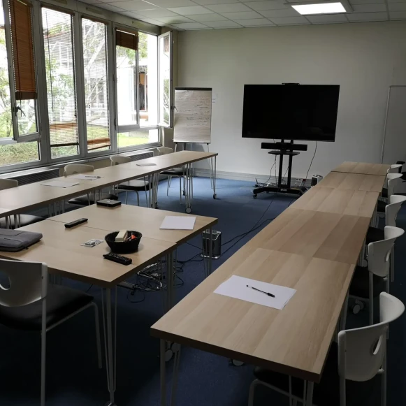 Bureau privé 21 m² 5 postes Coworking Rue de Reuilly Paris 75012 - photo 9