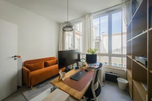 Bureau privé - 51100 - 10 postes - 2400€