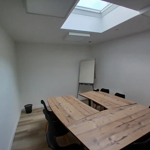 Espace indépendant 24 m² 3 postes Coworking Rue de Paris Guipavas 29490 - photo 1