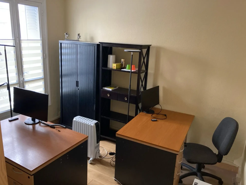 Bureau privé - 92100 - 4 postes - 960€