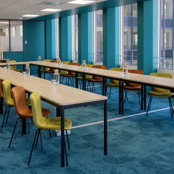 Bureau privé 18 m² 5 postes Coworking Rue Rouget de Lisle Suresnes 92150 - photo 7