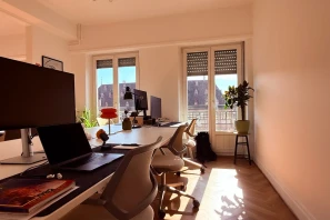 Open Space - 67000 - 5 postes - 200€