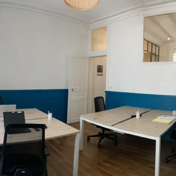 Bureau privé 35 m² 4 postes Location bureau Rue Félibien Nantes 44000 - photo 2