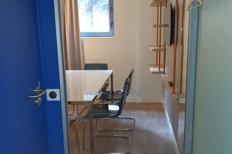 Bureau privé - 92110 - 1 poste - 1500€