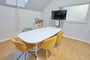 Bureau privé - 67000 - 6 postes - 910€