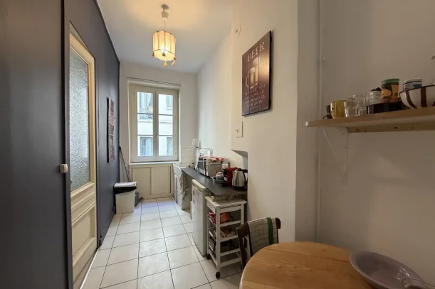 Bureau privé - 69002 - 1 poste - 600€
