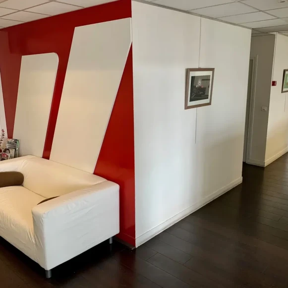 Bureau privé 8 m² 2 postes Location bureau Avenue de la République Paris 75011 - photo 3