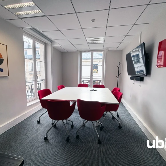 Bureau privé 14 m² 3 postes Location bureau Rue Pasquier Paris 75008 - photo 6