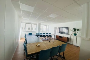 Espace indépendant - 69003 - 30 postes - 11500€