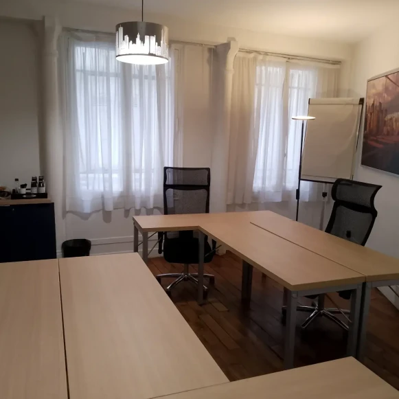 Bureau privé 22 m² 5 postes Location bureau Boulevard Voltaire Paris 75011 - photo 8