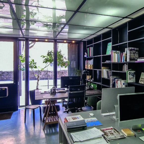 Open Space  2 postes Location bureau Rue Juliette Dodu Paris 75010 - photo 3