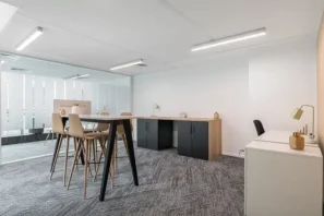 Bureau privé - 92300 - 65 postes - 26325€