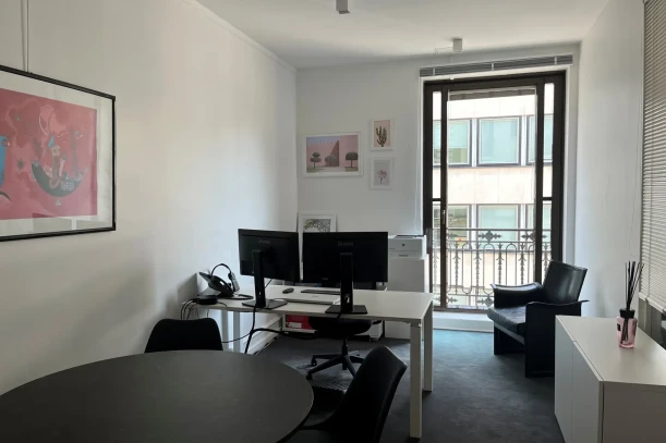 Bureau privé - 75016 - 2 postes - 2200€