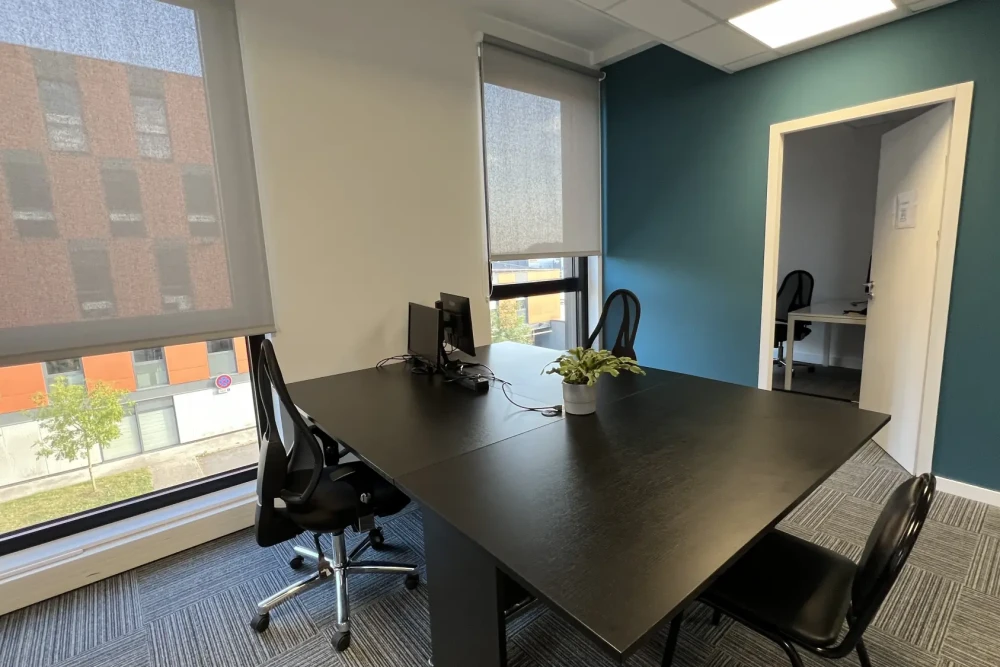 Bureau privé - 44230 - 5 postes - 600€