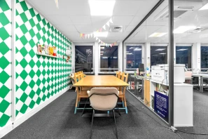 Bureau privé - 92200 - 15 postes - 5550€