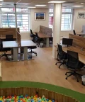Open Space - 69400 - 30 postes - 220€