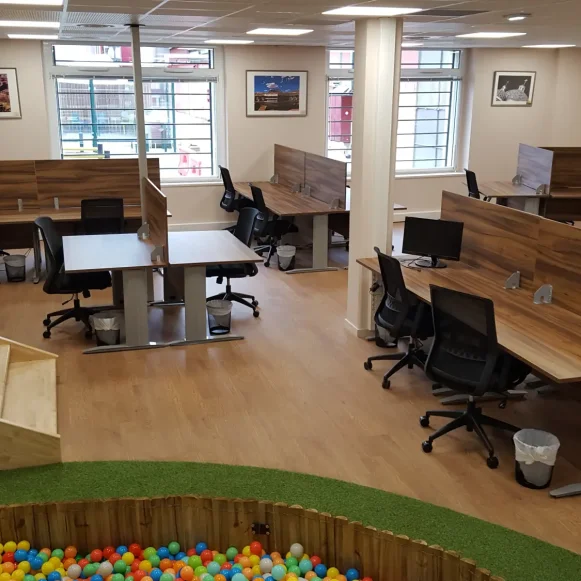 Open Space  30 postes Location bureau Rue Philippe Héron Villefranche-sur-Saône 69400 - photo 1