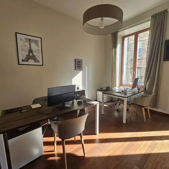 Open Space  1 poste Location bureau Rue des Louviers Saint-Germain-en-Laye 78100 - photo 1