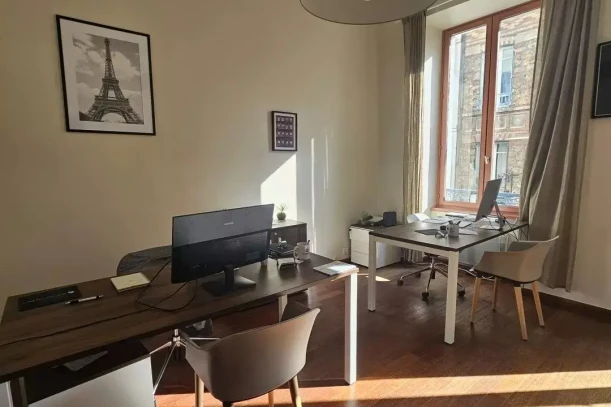 Open Space - 78100 - 1 poste - 415€