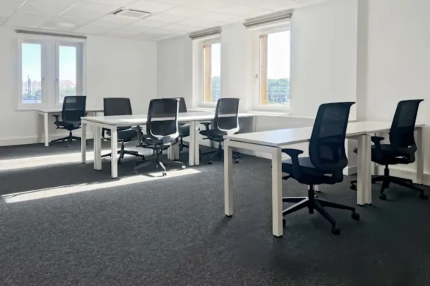 Bureau privé - 57000 - 6 postes - 1430€