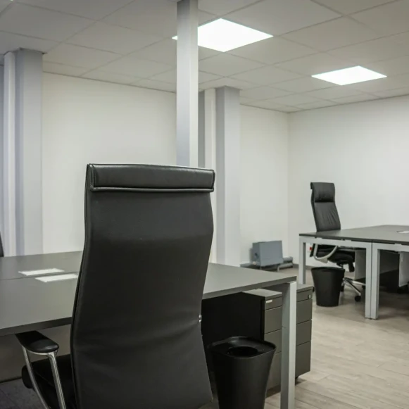 Bureau privé 29 m² 8 postes Coworking Rue Racine Villeurbanne 69100 - photo 12