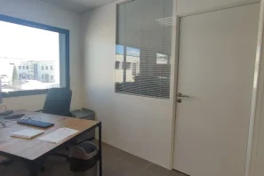 Bureau privé - 13090 - 7 postes - 850€