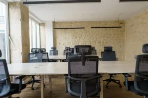Espace indépendant - 75010 - 12 postes - 5500€