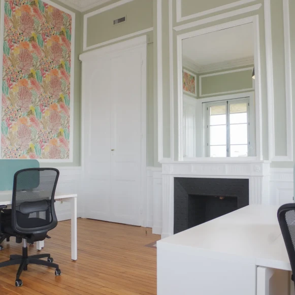 Bureau privé 32 m² 7 postes Coworking Cours du 30 Juillet Bordeaux 33000 - photo 6
